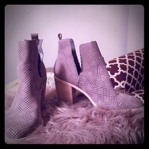 Doice Vita booties